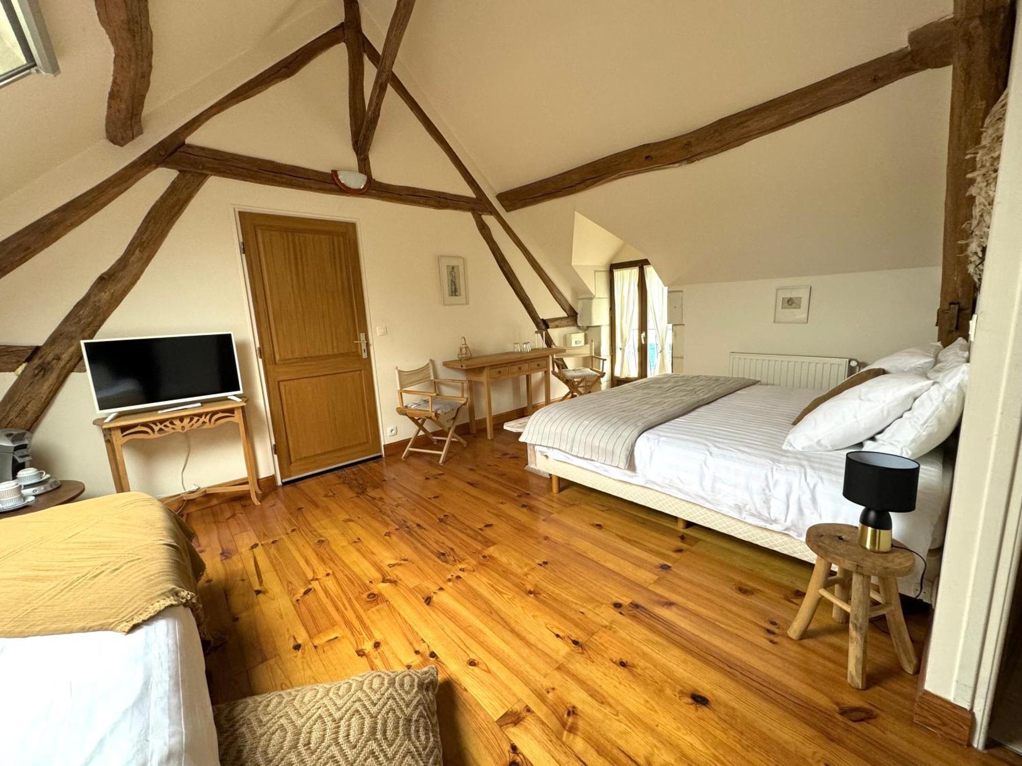 Le Moulin D Olivet Bed & Breakfast Orbigny Luaran gambar