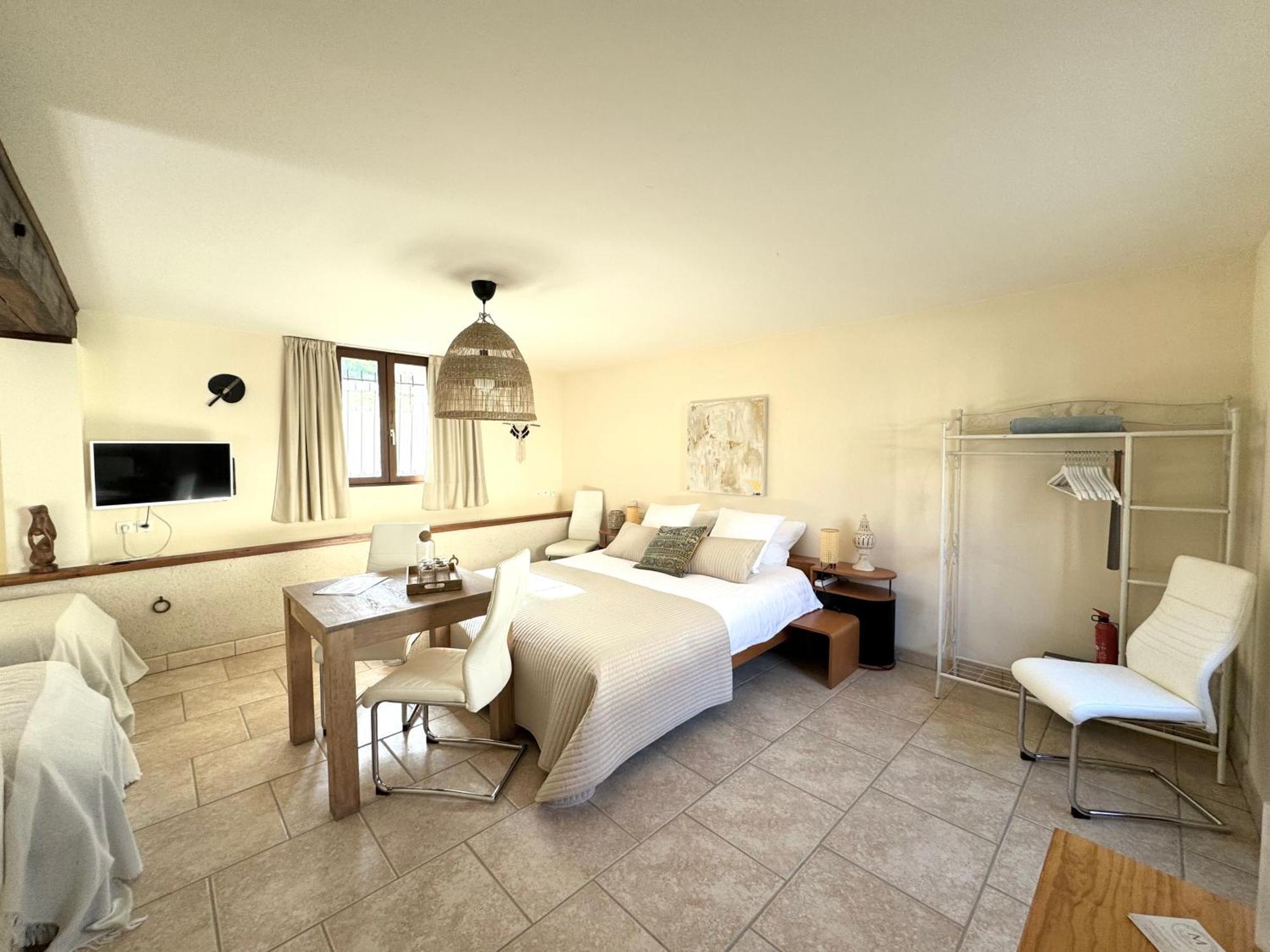 Le Moulin D Olivet Bed & Breakfast Orbigny Luaran gambar